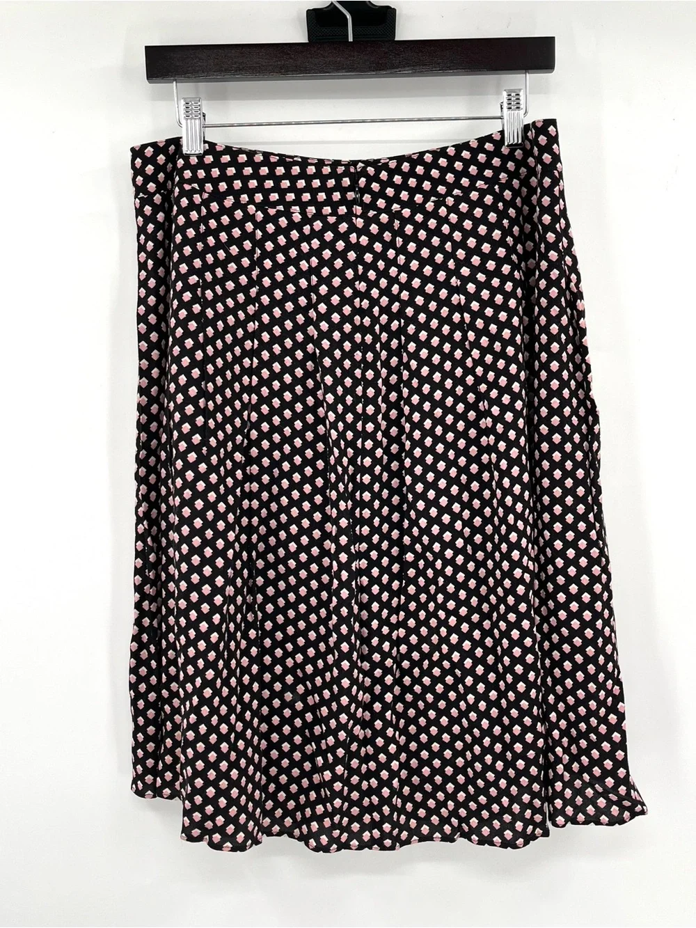TALBOTS Skirt Black Pink Print Squares Geometric 8P Flowy Pleated Knee Length